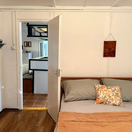 Rege 32 Vendeghaz Szántód